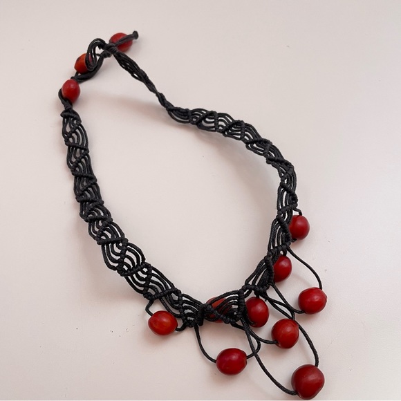 Vintage Wood Beaded Red Whimsical Goth Vampier Halloween Grunge Punk Necklace - Picture 2 of 6